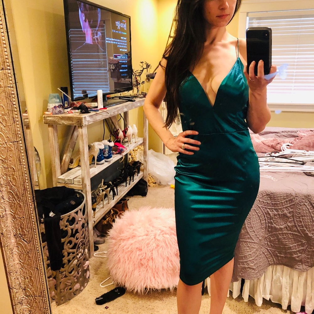 Emerald green backless stretch satin midi